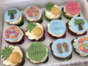 12 tropical cupcakes