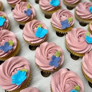 Chitty's Bromsgrove Cute Flower Cupcakes