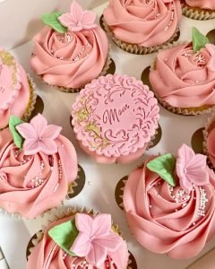 Chitty's Bromsgrove Happy Birthday Mum Cupcakes