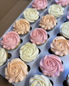 Chitty's Cakes Bromsgrove Rose Cupcakes Flowers